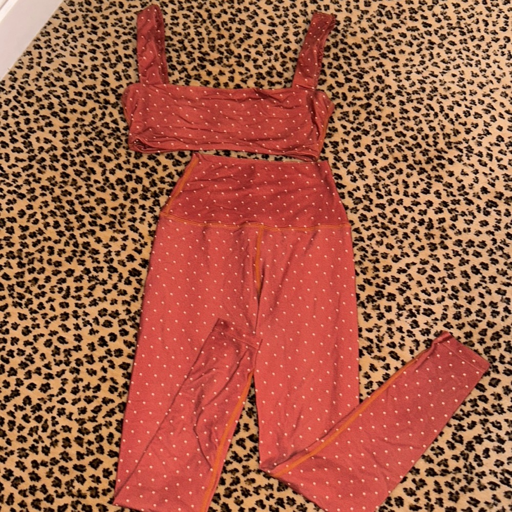 WEWOREWHAT SET size small